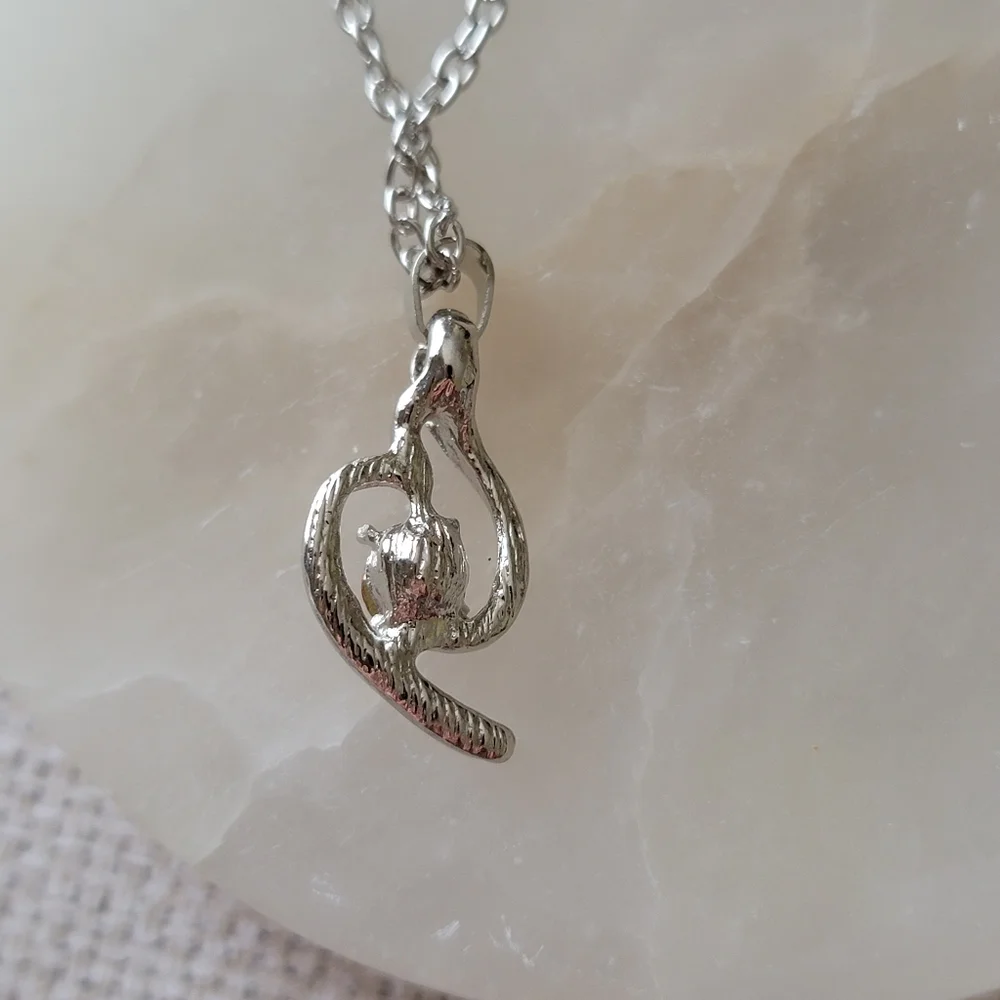 Simple Red Rhinestone Geometric Necklace Silver Tone